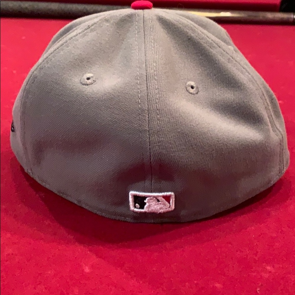 Cincinnati Reds Hat - Picture 3 of 4